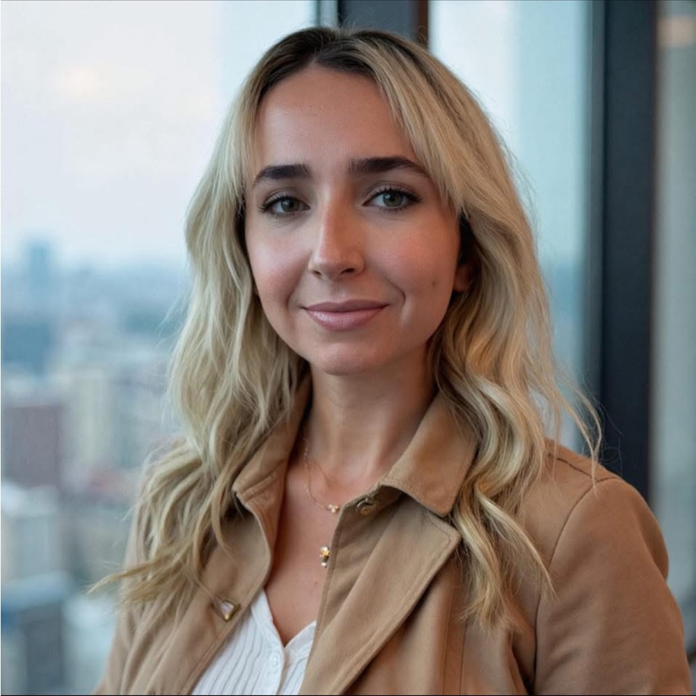 Meet your Posher, Julia